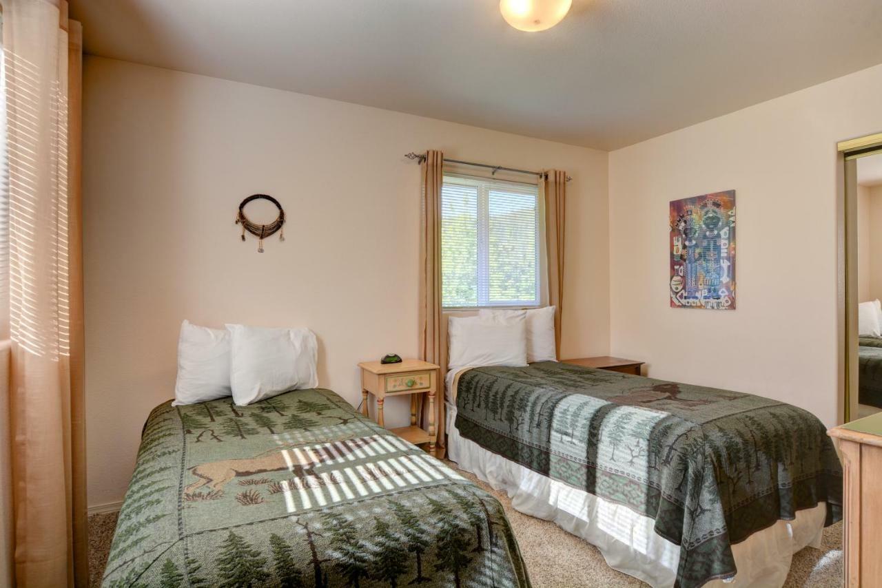 Morrisons Rogue River Lodge Merlin Exterior foto